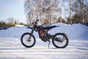 Электромотоцикл WHITE SIBERIA SUR-RON X Light bee black (черный)