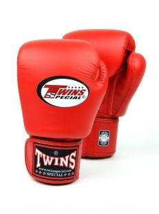 Перчатки боксерские Twins BGVL-3 для муай-тай (красные) 16 oz