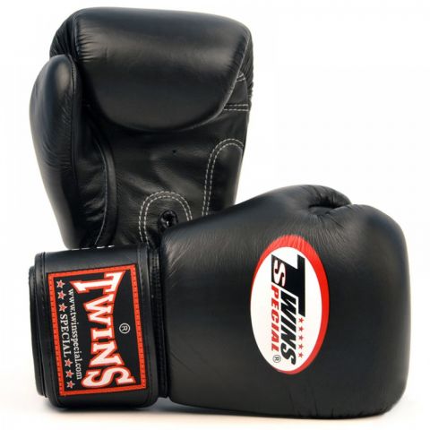 Перчатки боксерские Twins BGVL-3 для муай-тай (черные) 10 oz